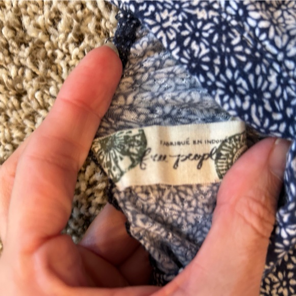 Free People Blue Floral Flowy Crop Top - Picture 3 of 5